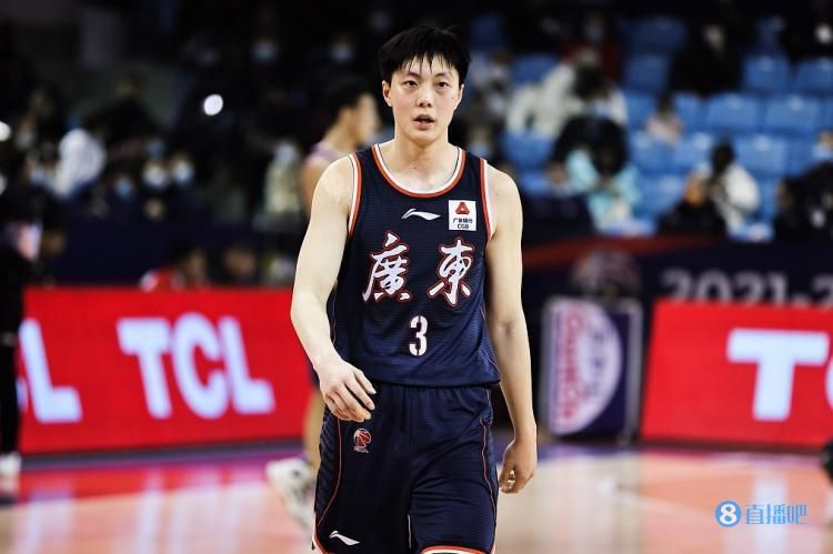 纽卡斯尔联本轮之前客场战绩居积分榜第15位，进球13个，失球10个，客场战绩排名英超下游。